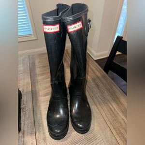 Women’s tall black Hunter rain boots size 9